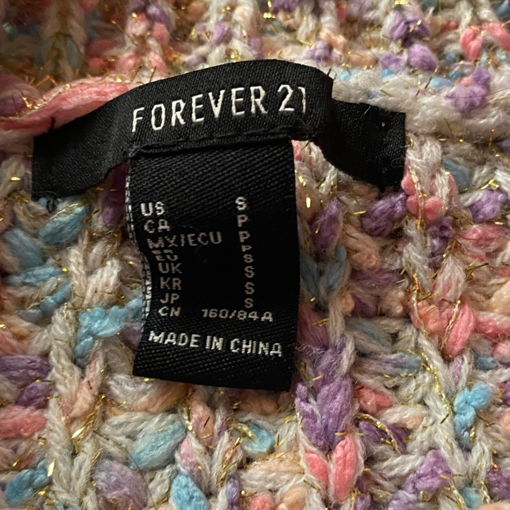 🎶Beautiful Crochet Semi-cropped Sweater - Picture 9 of 9